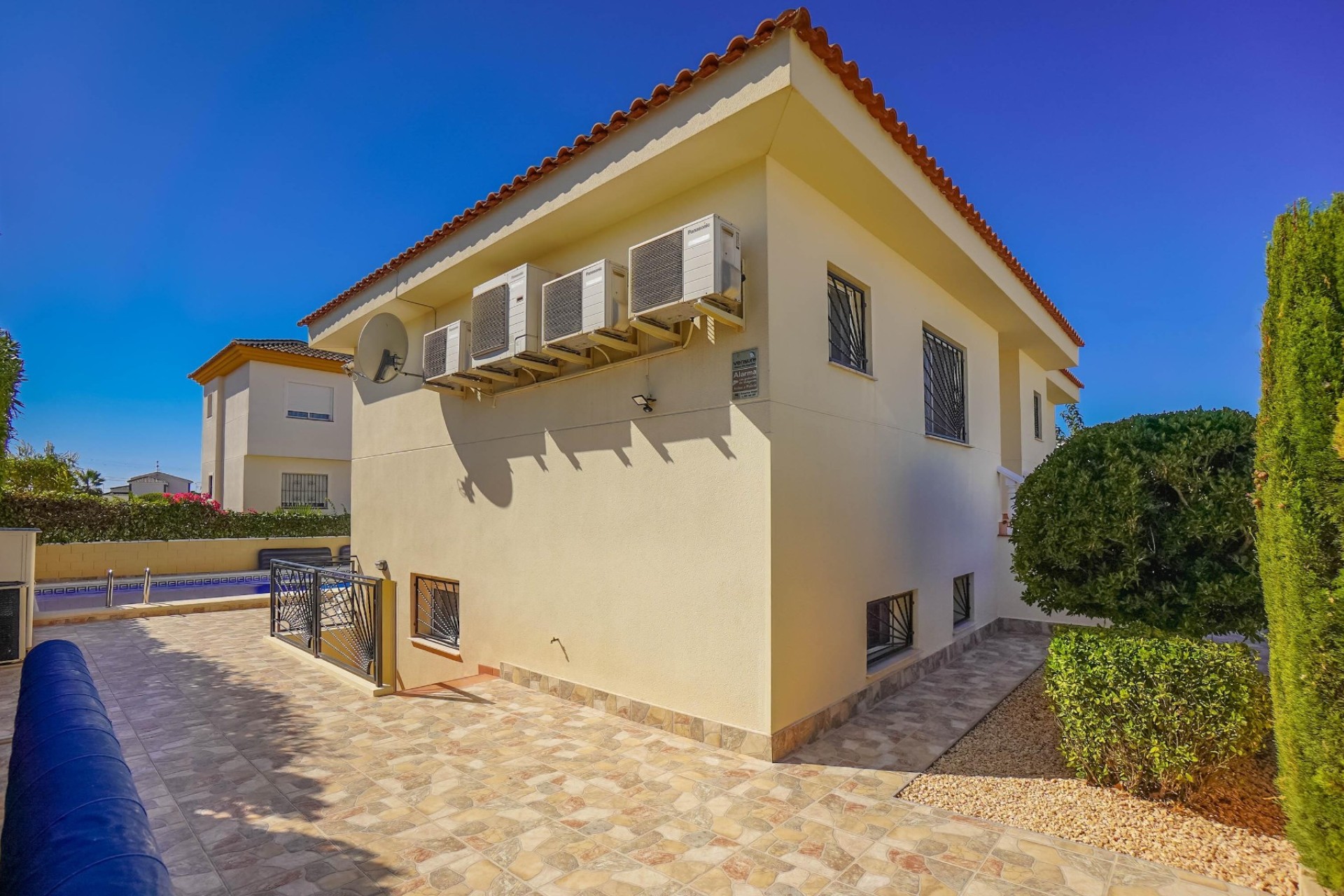 Revente - Villa - La Marina - Urb. El Oasis