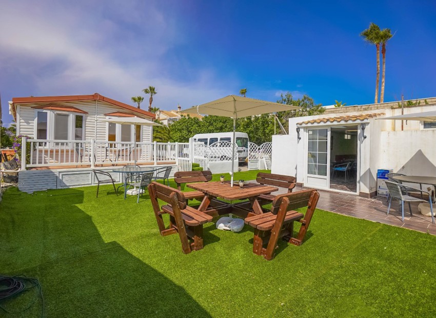 Revente - Villa - La Marina - Urb. El Oasis