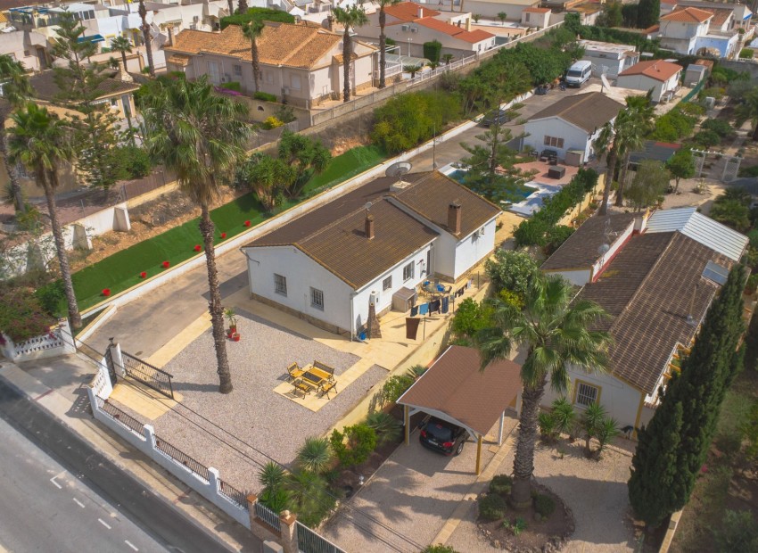Revente - Villa - La Marina - Urb. El Oasis