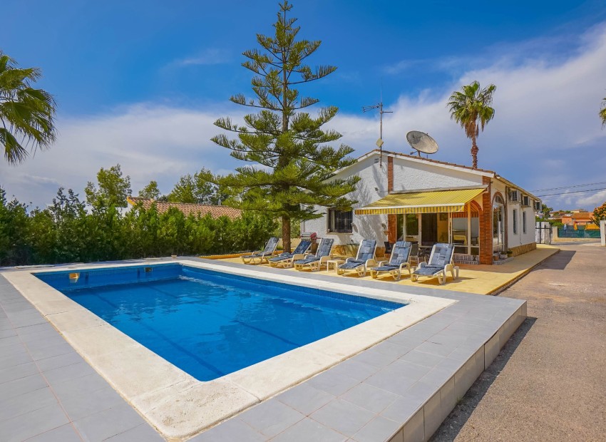 Revente - Villa - La Marina - Urb. El Oasis