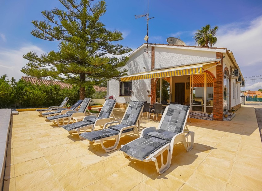 Revente - Villa - La Marina - Urb. El Oasis