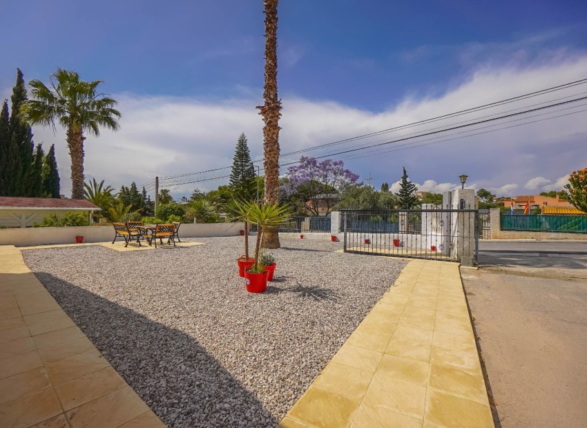 Revente - Villa - La Marina - Urb. El Oasis