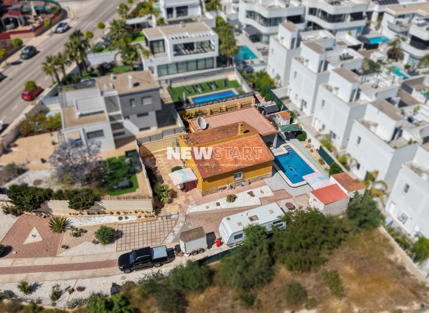 Revente - Villa - La Marina - Urb. La Marina