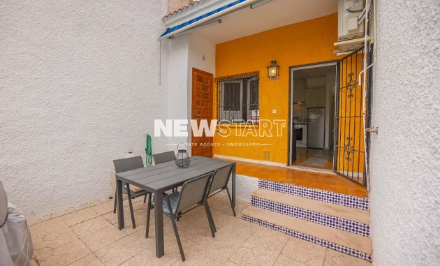 Rijtjeswoning - Herverkoop - La Marina - Urb. La Marina