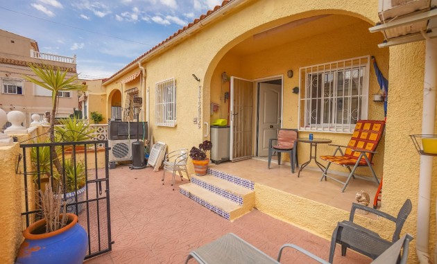 Rijtjeswoning - Herverkoop - La Marina - Urb. La Marina