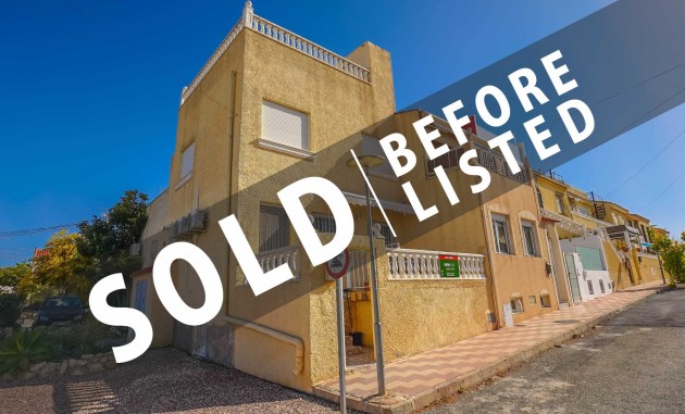 Townhouse - Resale - La Marina - NS1653