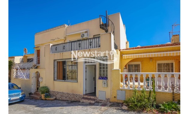 Townhouse - Resale - La Marina - Urb. La Marina