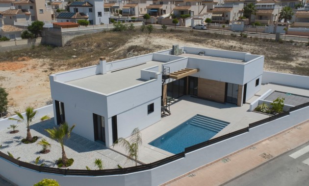 Vrijstaande Villa - Herverkoop - La Marina - Urb. La Marina