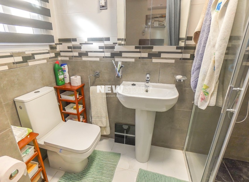 Wiederverkauf - Doppelhaushälfte - La Marina - Urb. La Marina