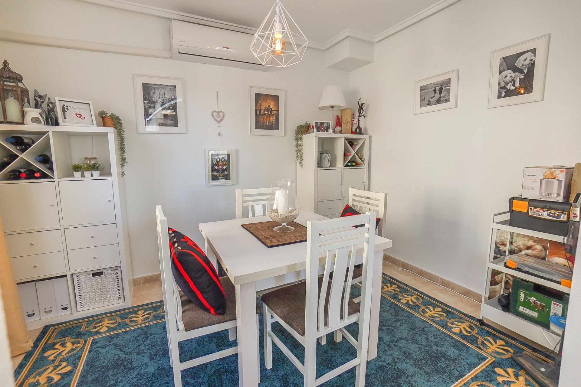 Wiederverkauf - Doppelhaushälfte mit vier Schlafzimmern - La Marina - Urb. El Oasis