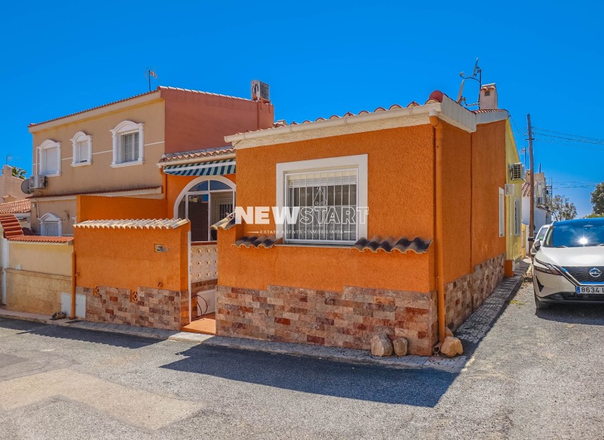 Wiederverkauf - End Terraced - La Marina - Urb. La Marina