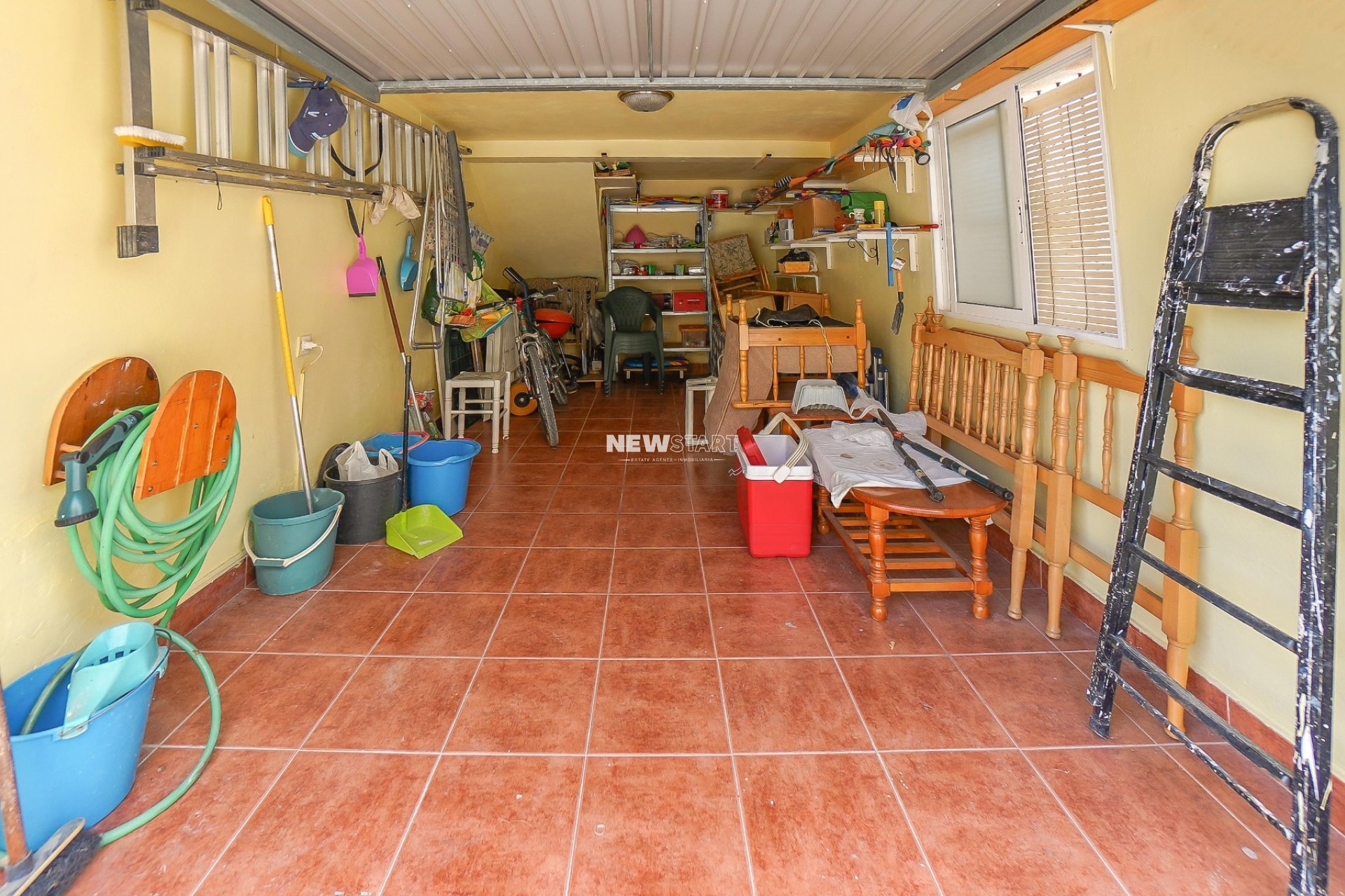 Wiederverkauf - Endterrasse - La Marina - Urb. La Marina