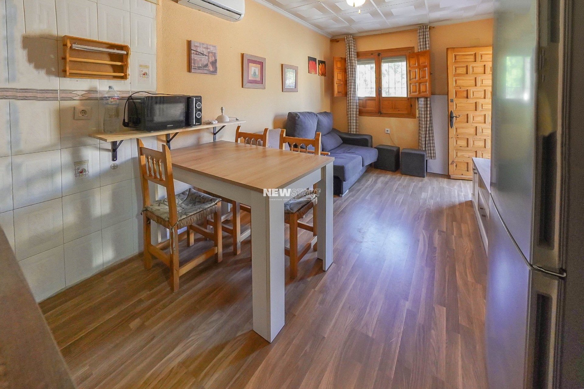 Wiederverkauf - Endterrasse - La Marina - Urb. La Marina