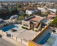 Wiederverkauf - Freistehend - La Marina - Urb. El Oasis