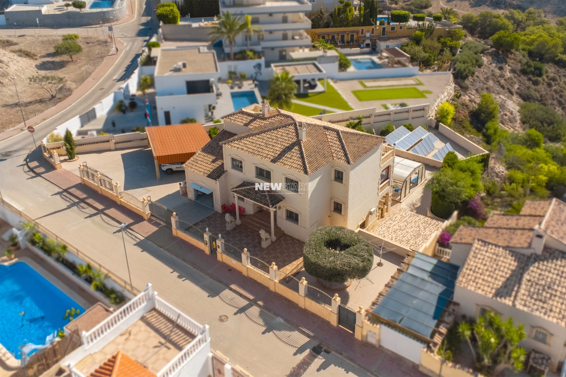 Wiederverkauf - Freistehend - La Marina - Urb. La Escuera