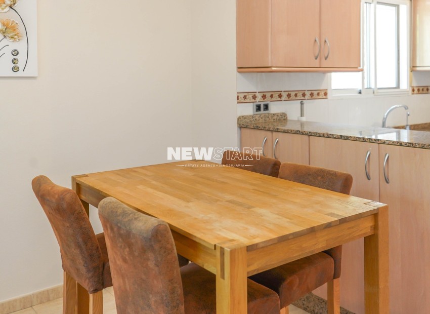 Wiederverkauf - Freistehend - La Marina - Urb. La Escuera