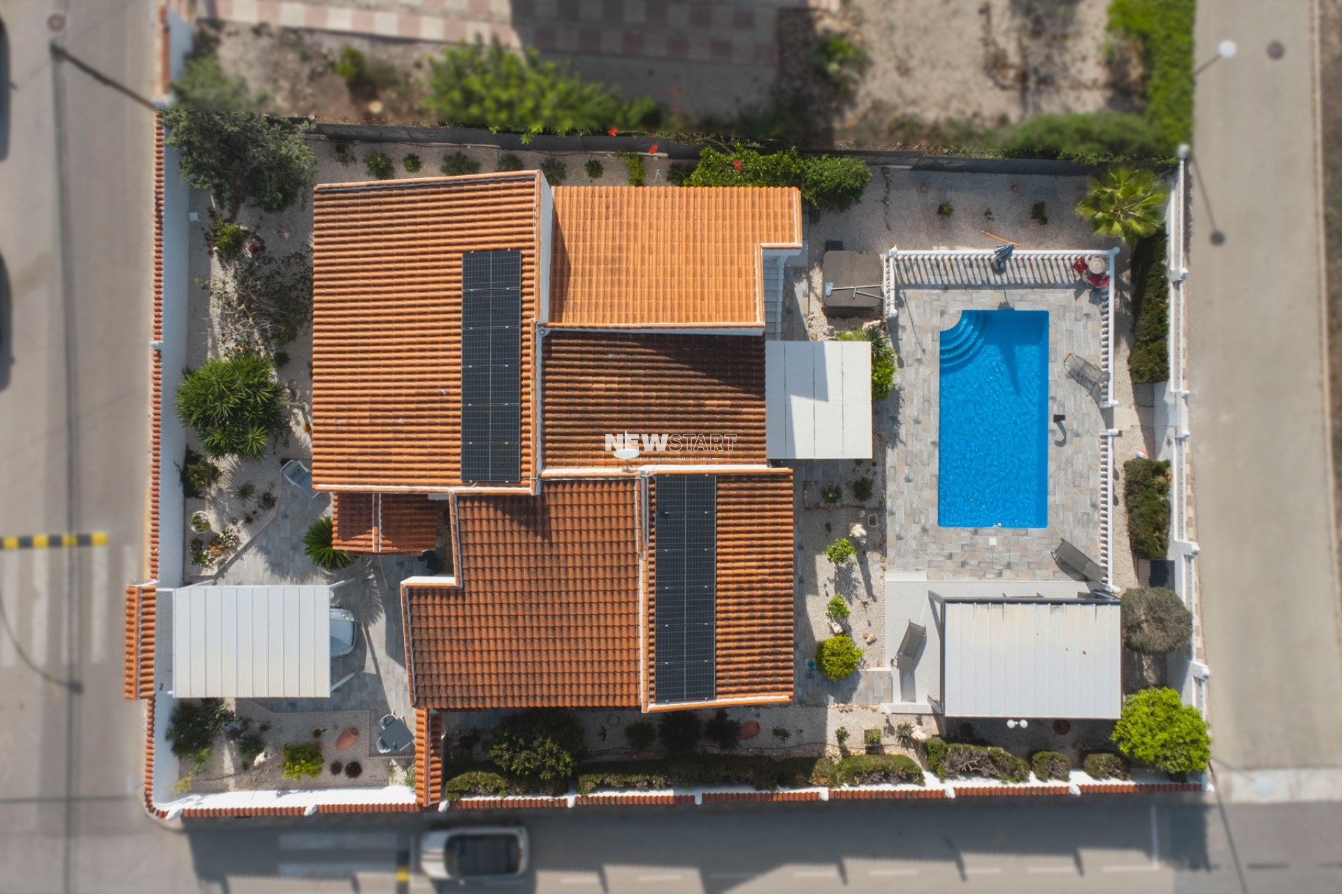 Wiederverkauf - Freistehend - La Marina - Urb. La Marina