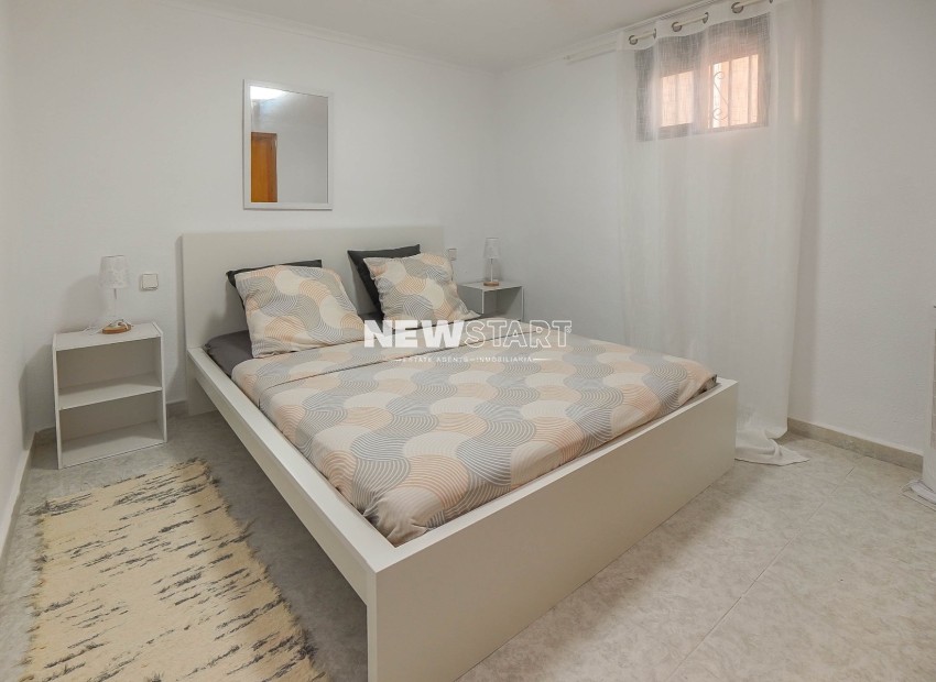 Wiederverkauf - Freistehend - La Marina - Urb. La Marina