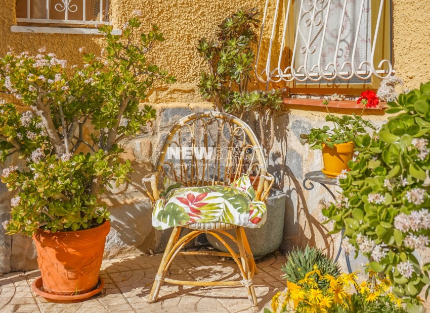 Wiederverkauf - Freistehend - La Marina - Urb. La Marina