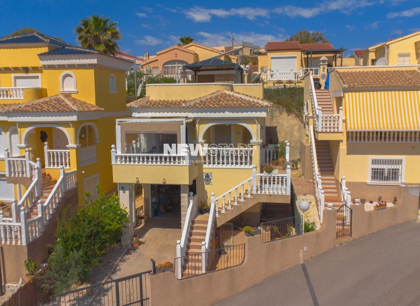 Wiederverkauf - Freistehend - La Marina - Urb. La Marina