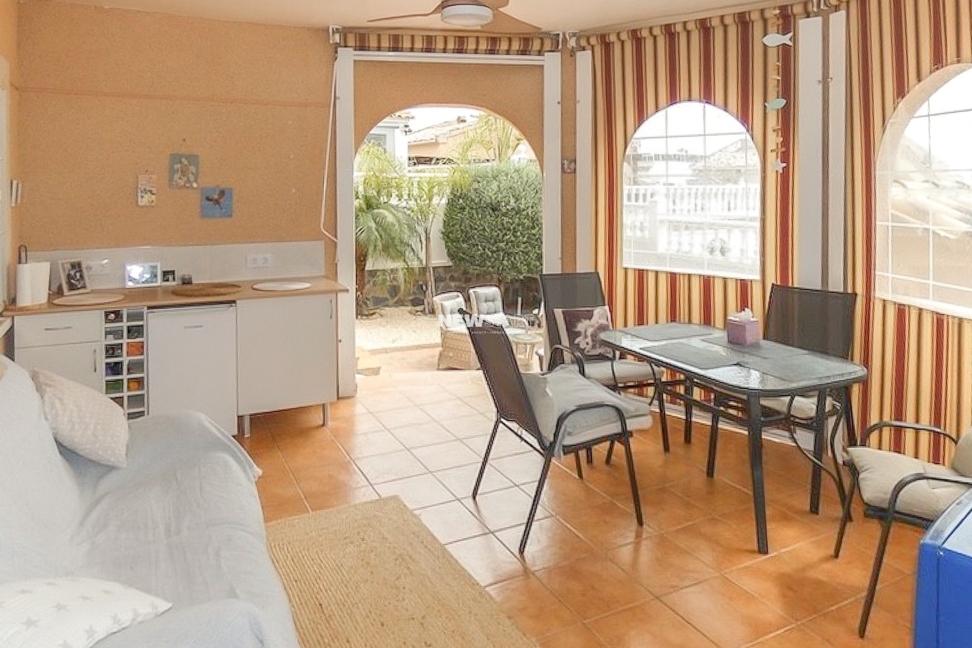 Wiederverkauf - Freistehend - La Marina - Urb. La Marina