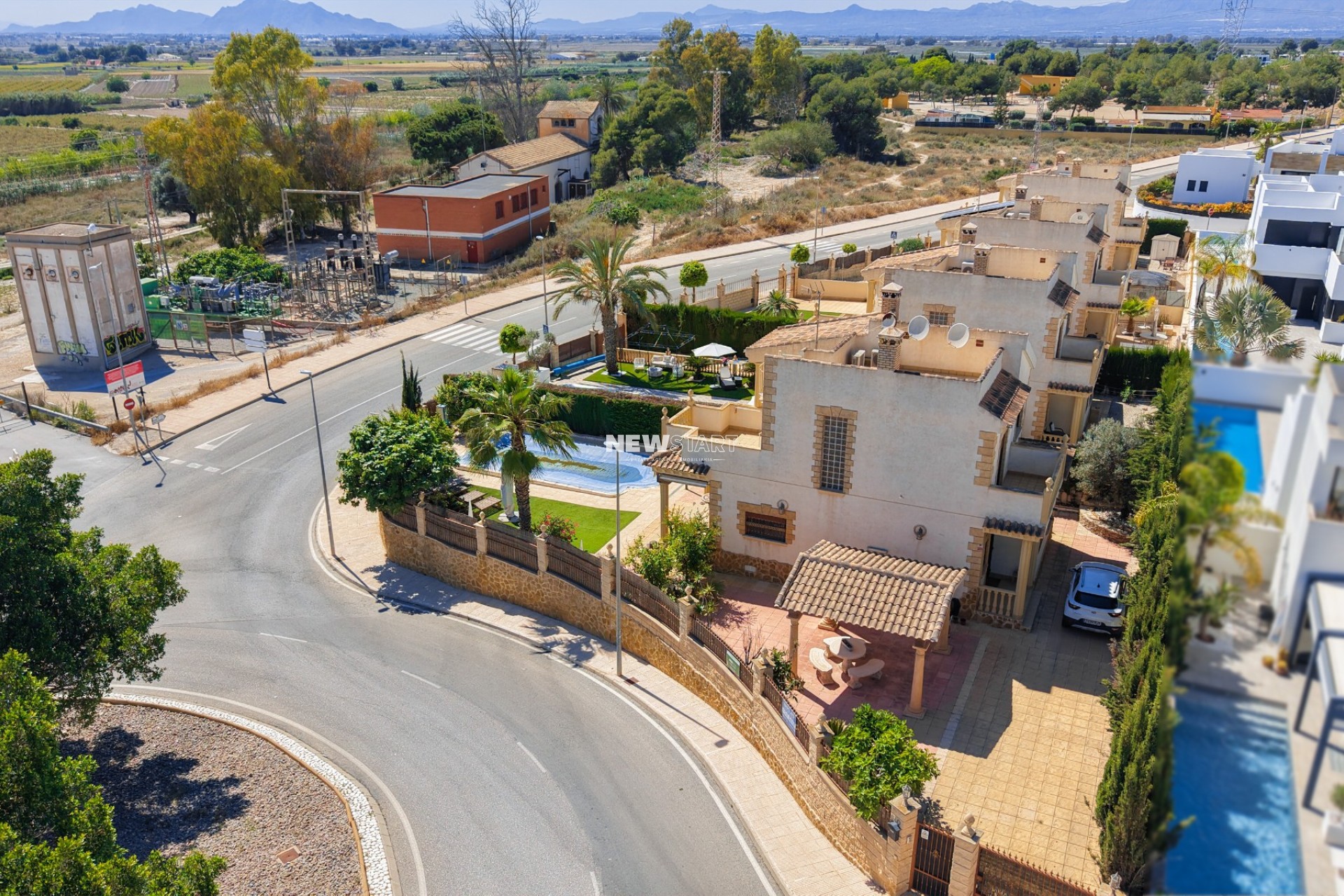 Wiederverkauf - Freistehend - La Marina - Urb. La Marina
