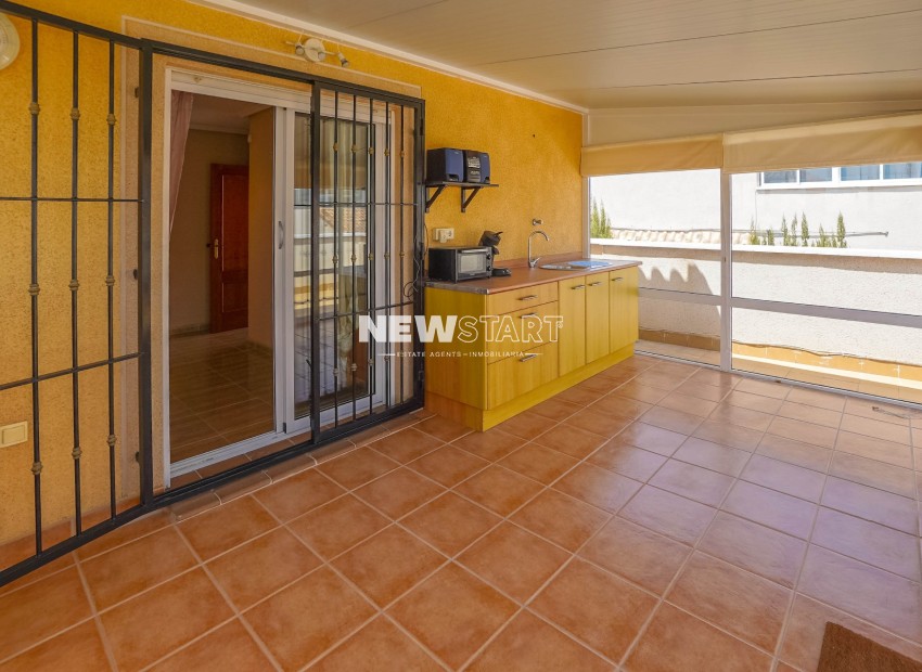 Wiederverkauf - Freistehend - La Marina - Urb. La Marina