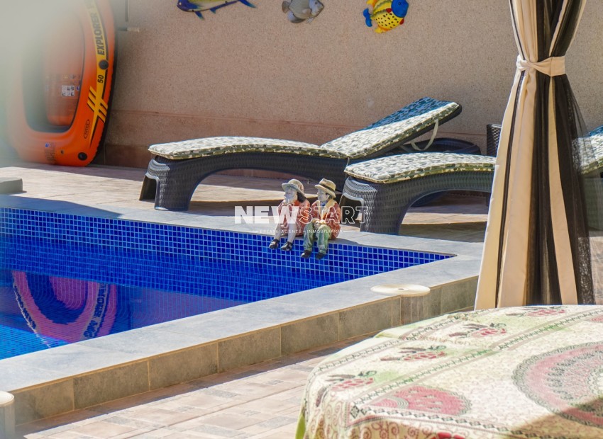 Wiederverkauf - Freistehend - La Marina - Urb. La Marina