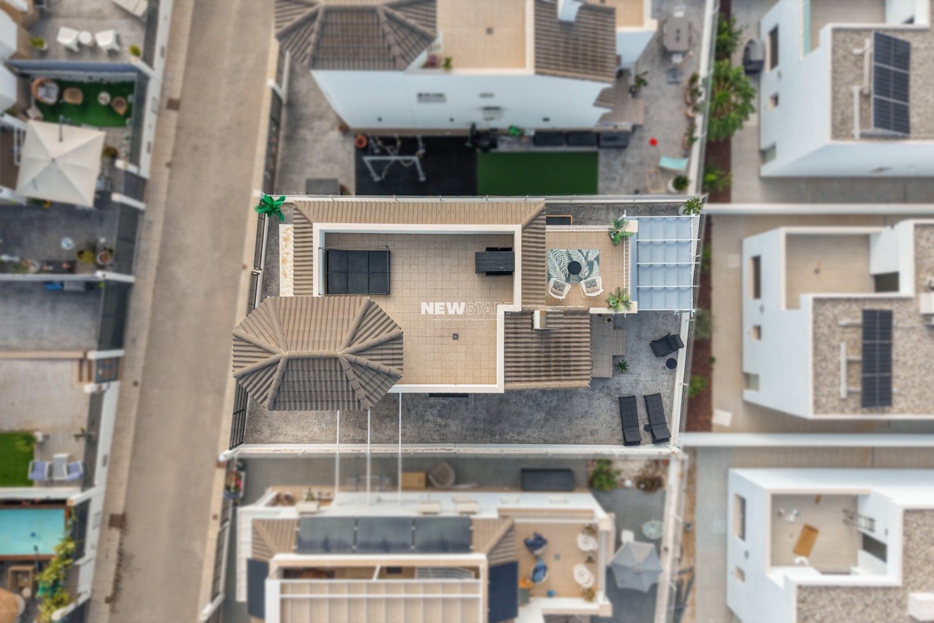 Wiederverkauf - Freistehend - La Marina - Urb. La Marina