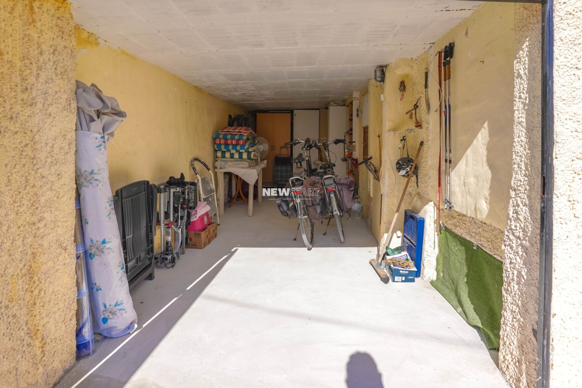 Wiederverkauf - Freistehend - La Marina - Urb. La Marina