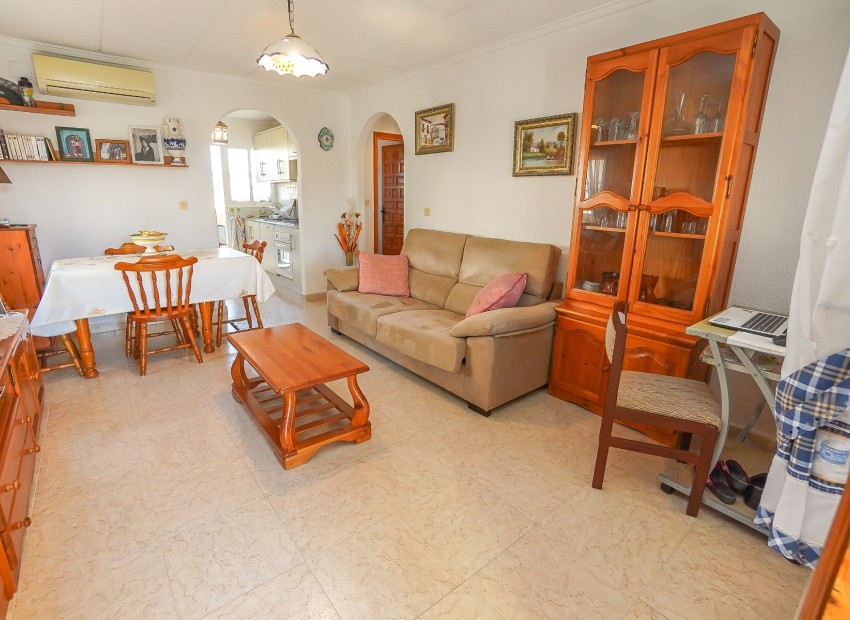 Wiederverkauf - Freistehende Villa - La Marina - Urb. La Marina
