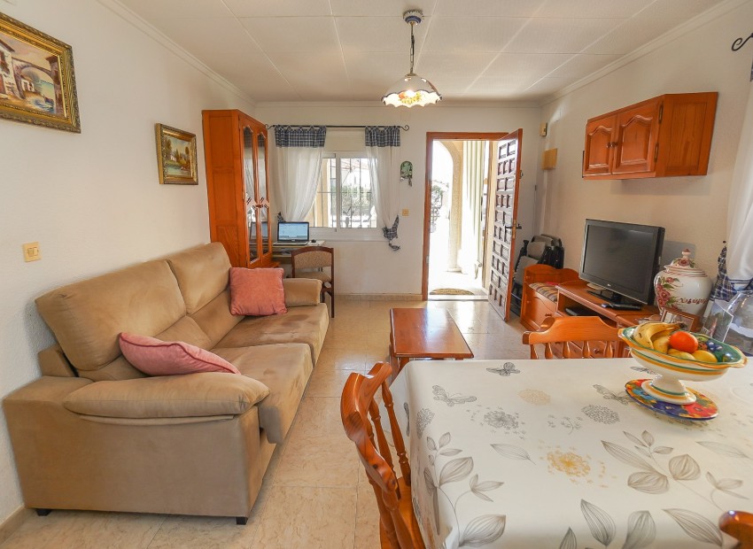 Wiederverkauf - Freistehende Villa - La Marina - Urb. La Marina