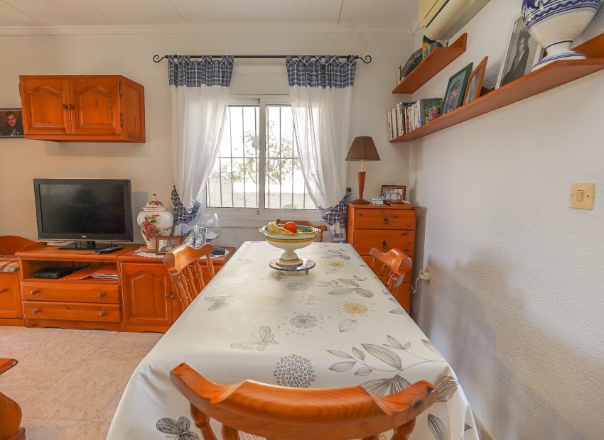 Wiederverkauf - Freistehende Villa - La Marina - Urb. La Marina