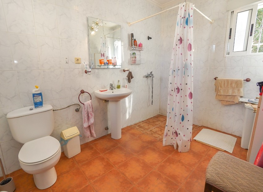 Wiederverkauf - Freistehende Villa - La Marina - Urb. La Marina