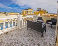 Wiederverkauf - Freistehende Villa - La Marina - Urb. La Marina