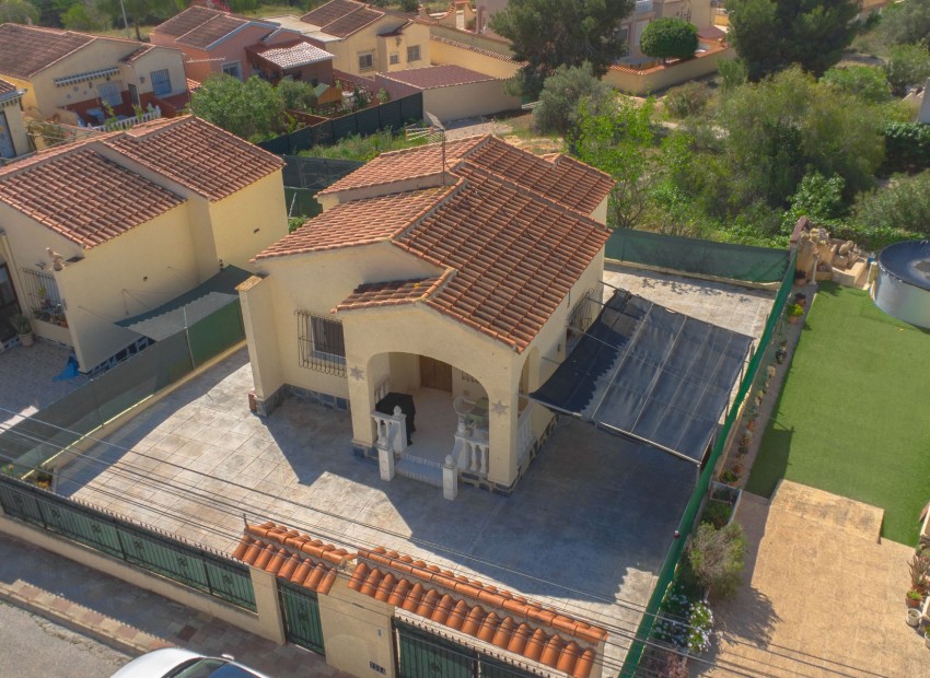 Wiederverkauf - Freistehende Villa - La Marina - Urb. La Marina