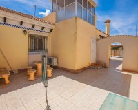 Wiederverkauf - Freistehende Villa - La Marina - Urb. La Marina
