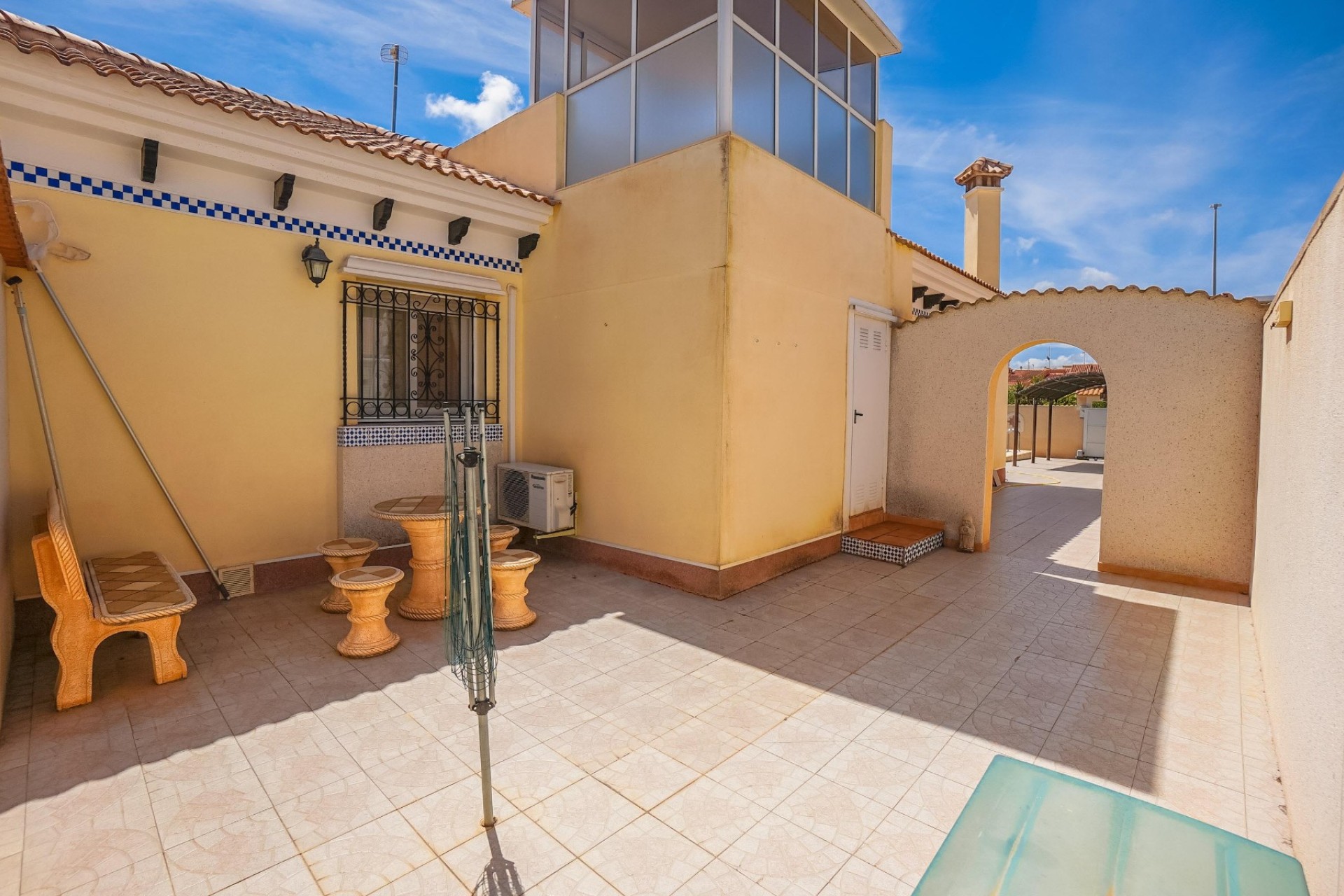 Wiederverkauf - Freistehende Villa - La Marina - Urb. La Marina