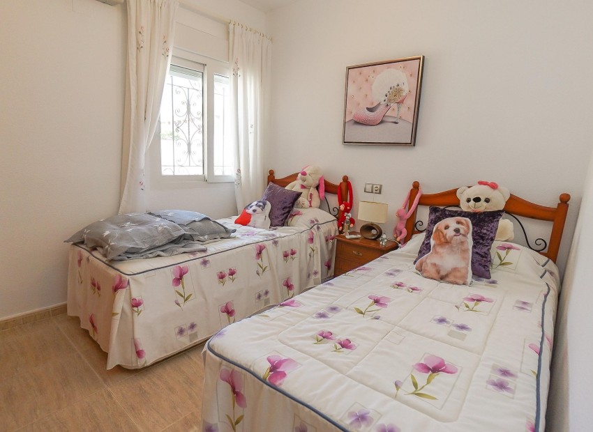 Wiederverkauf - Freistehende Villa - La Marina - Urb. La Marina
