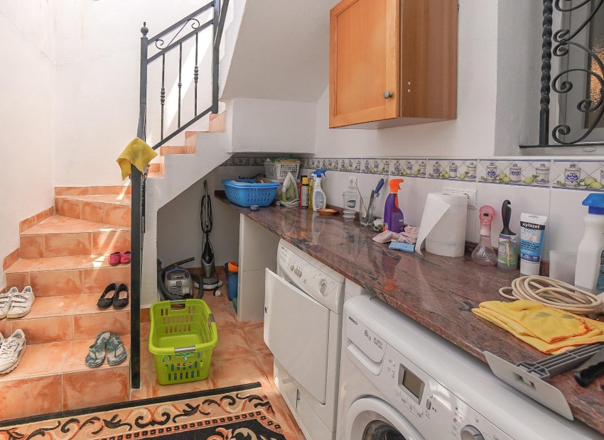 Wiederverkauf - Freistehende Villa - La Marina - Urb. La Marina
