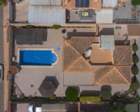 Wiederverkauf - Freistehende Villa - La Marina - Urb. La Marina