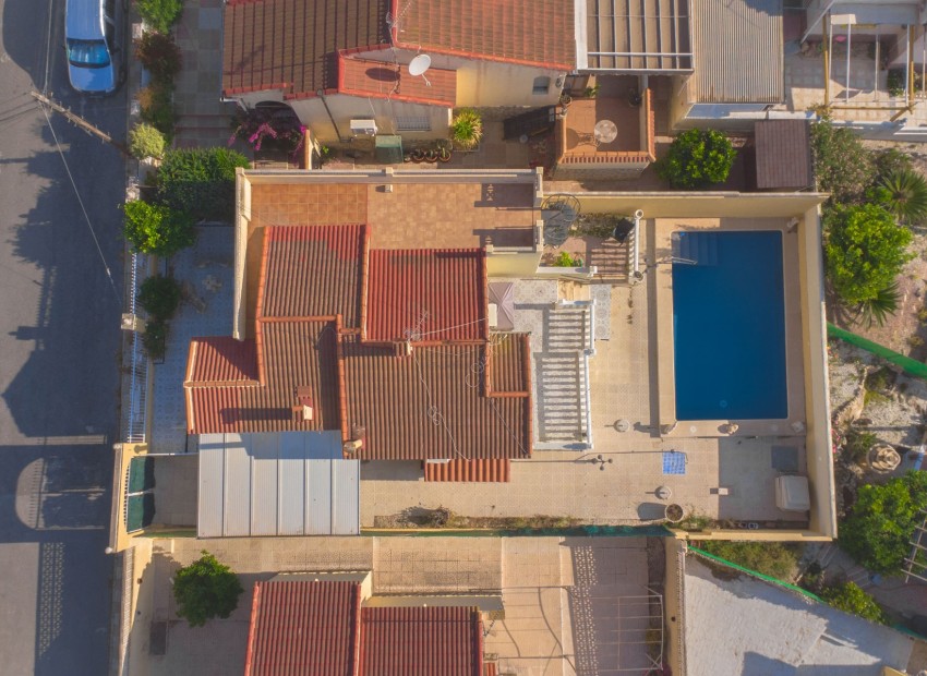 Wiederverkauf - Freistehende Villa - La Marina - Urb. La Marina