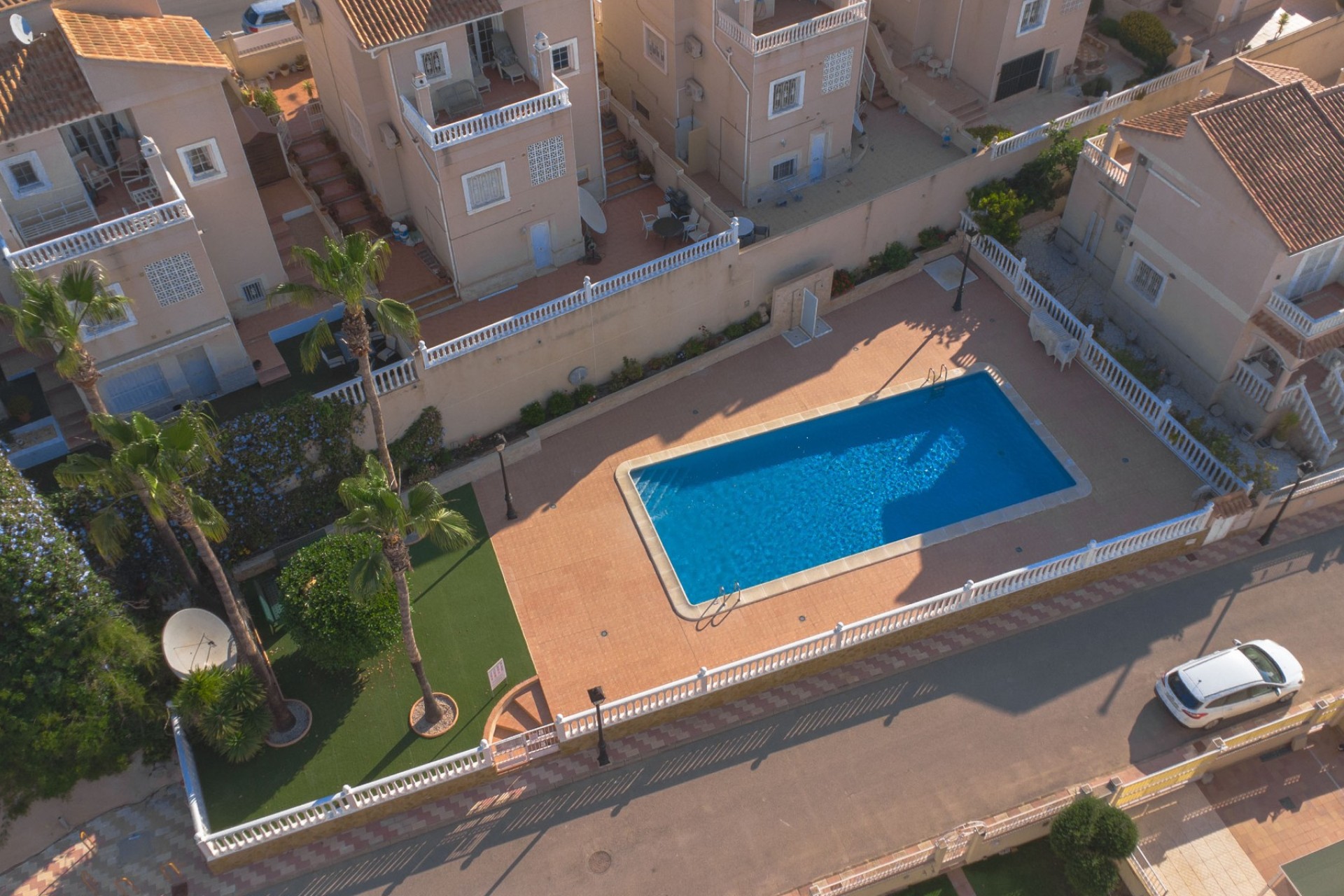 Wiederverkauf - Freistehende Villa - La Marina - Urb. La Marina