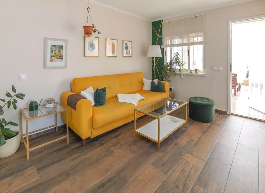 Wiederverkauf - Freistehende Villa - La Marina - Urb. La Marina