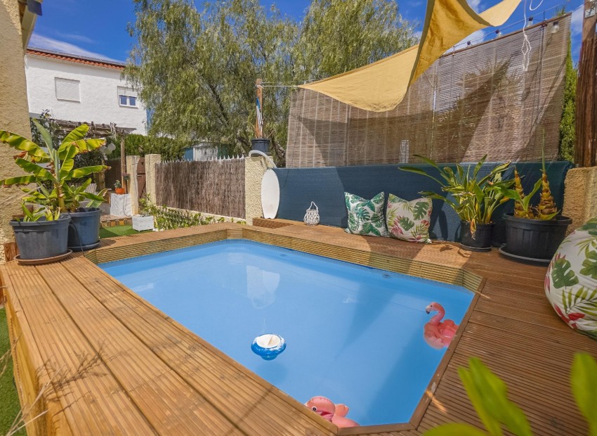 Wiederverkauf - Freistehende Villa - La Marina - Urb. La Marina