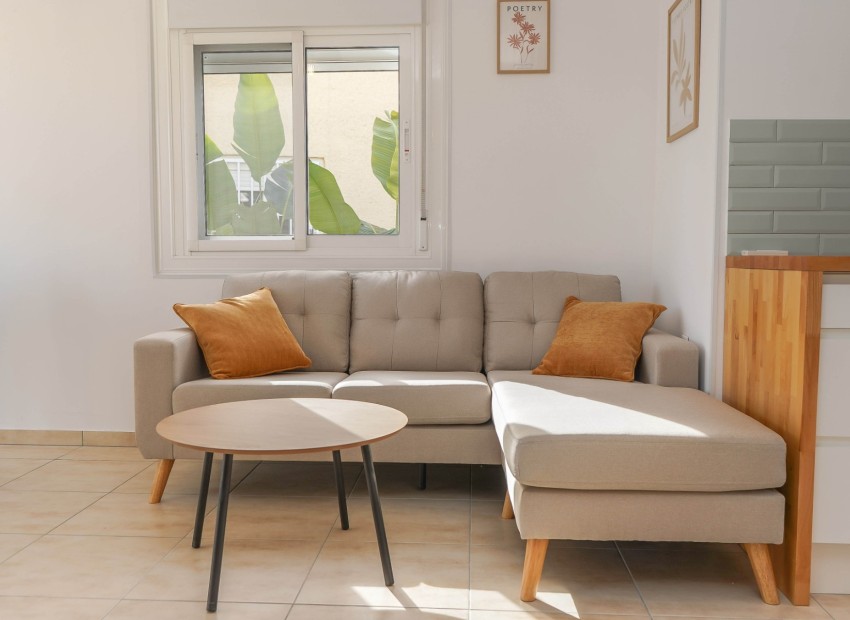 Wiederverkauf - Freistehende Villa - La Marina - Urb. La Marina