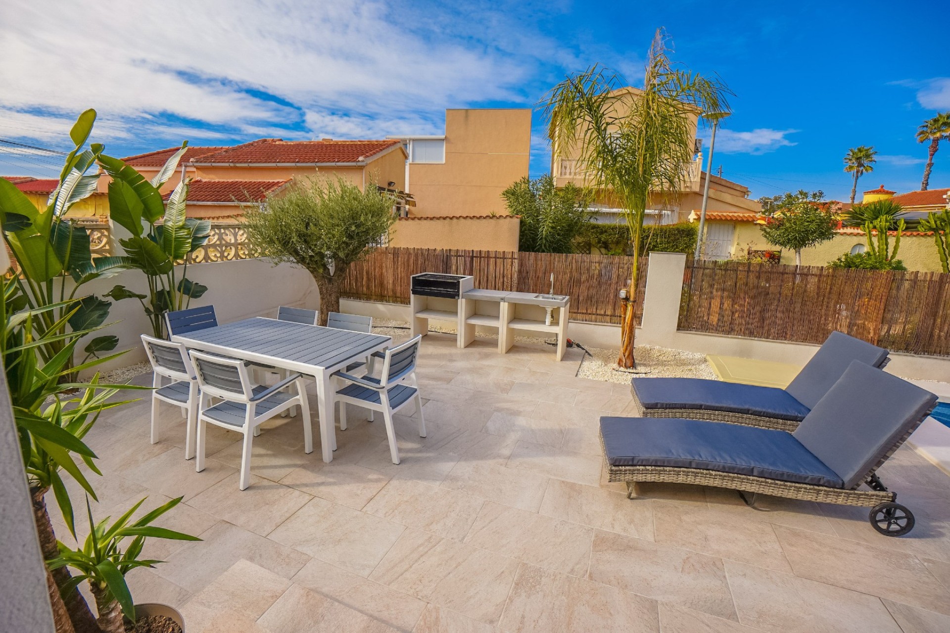 Wiederverkauf - Freistehende Villa - La Marina - Urb. La Marina