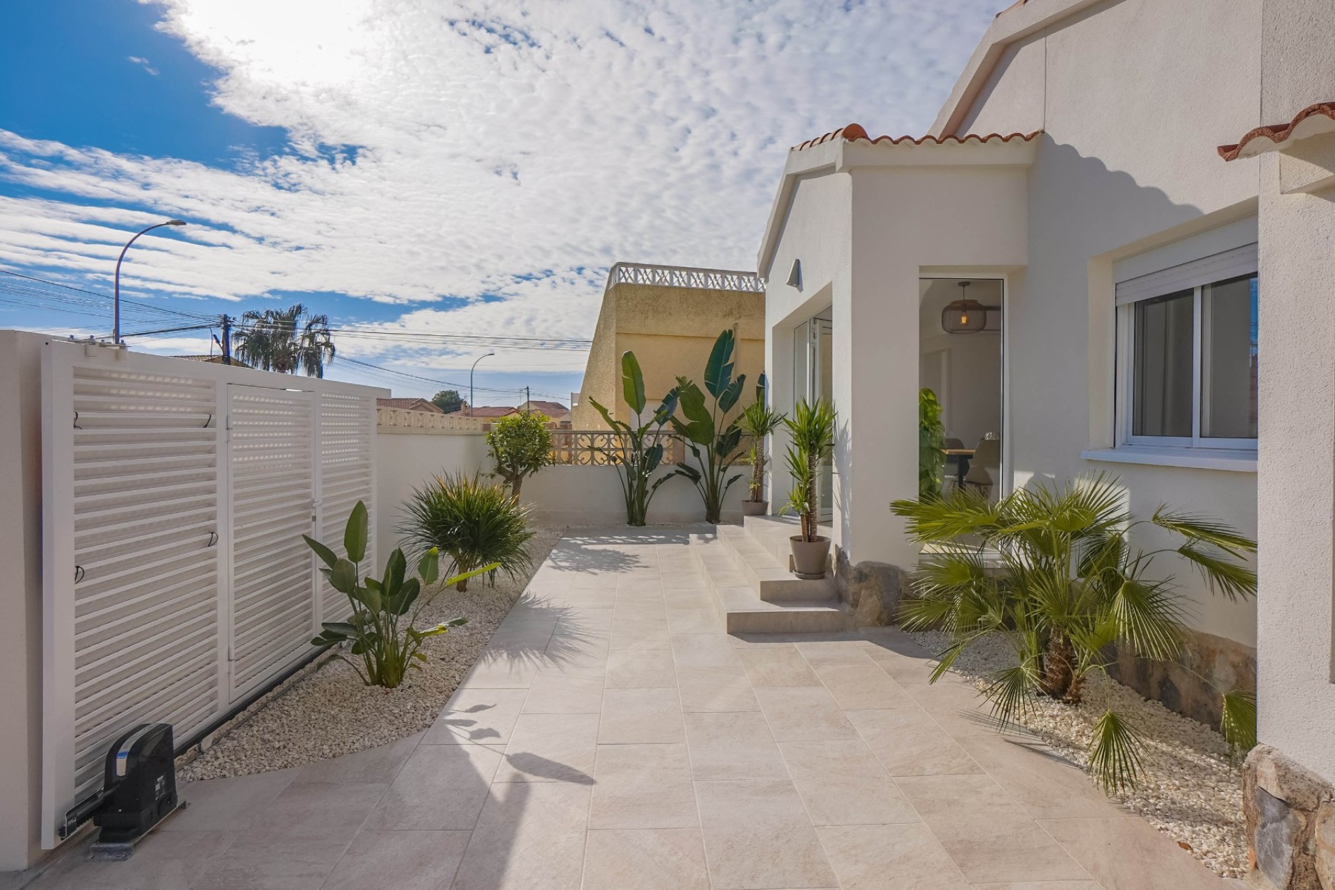 Wiederverkauf - Freistehende Villa - La Marina - Urb. La Marina