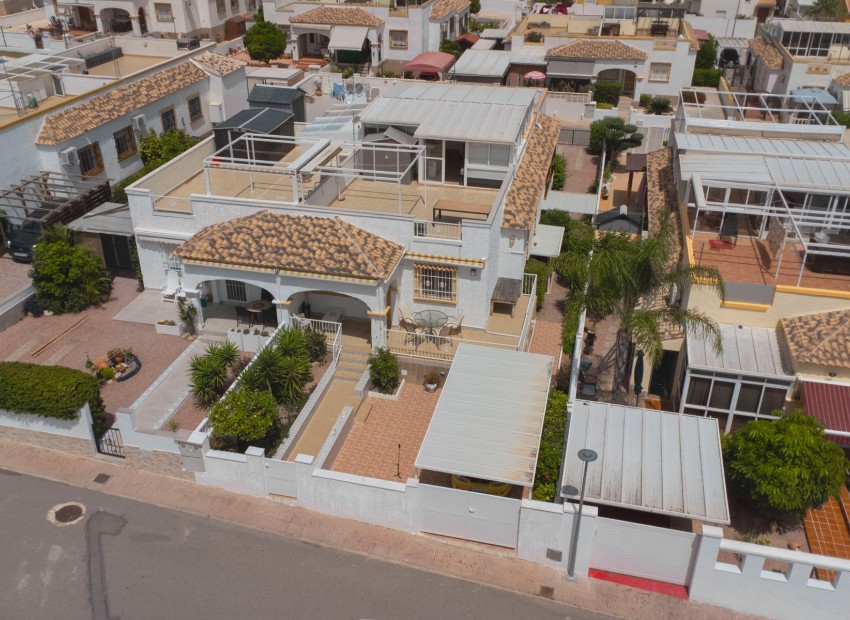 Wiederverkauf - Julia - Quadhaus  - La Marina - Urb. La Marina