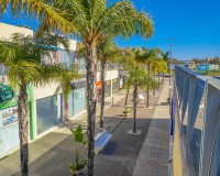 Wiederverkauf - Kommerziell - La Marina - Urb. La Marina